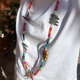 Collar Madera Loros